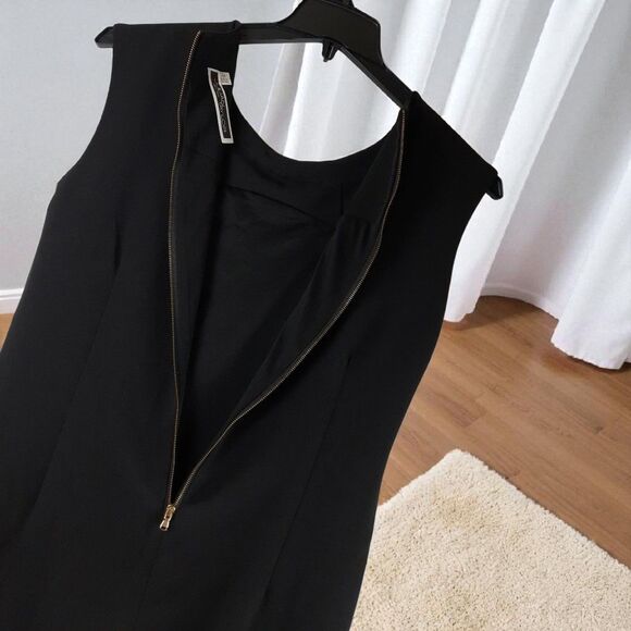 Julian Taylor Women's Black Pleated Evening Dress - Picture 5 of 8